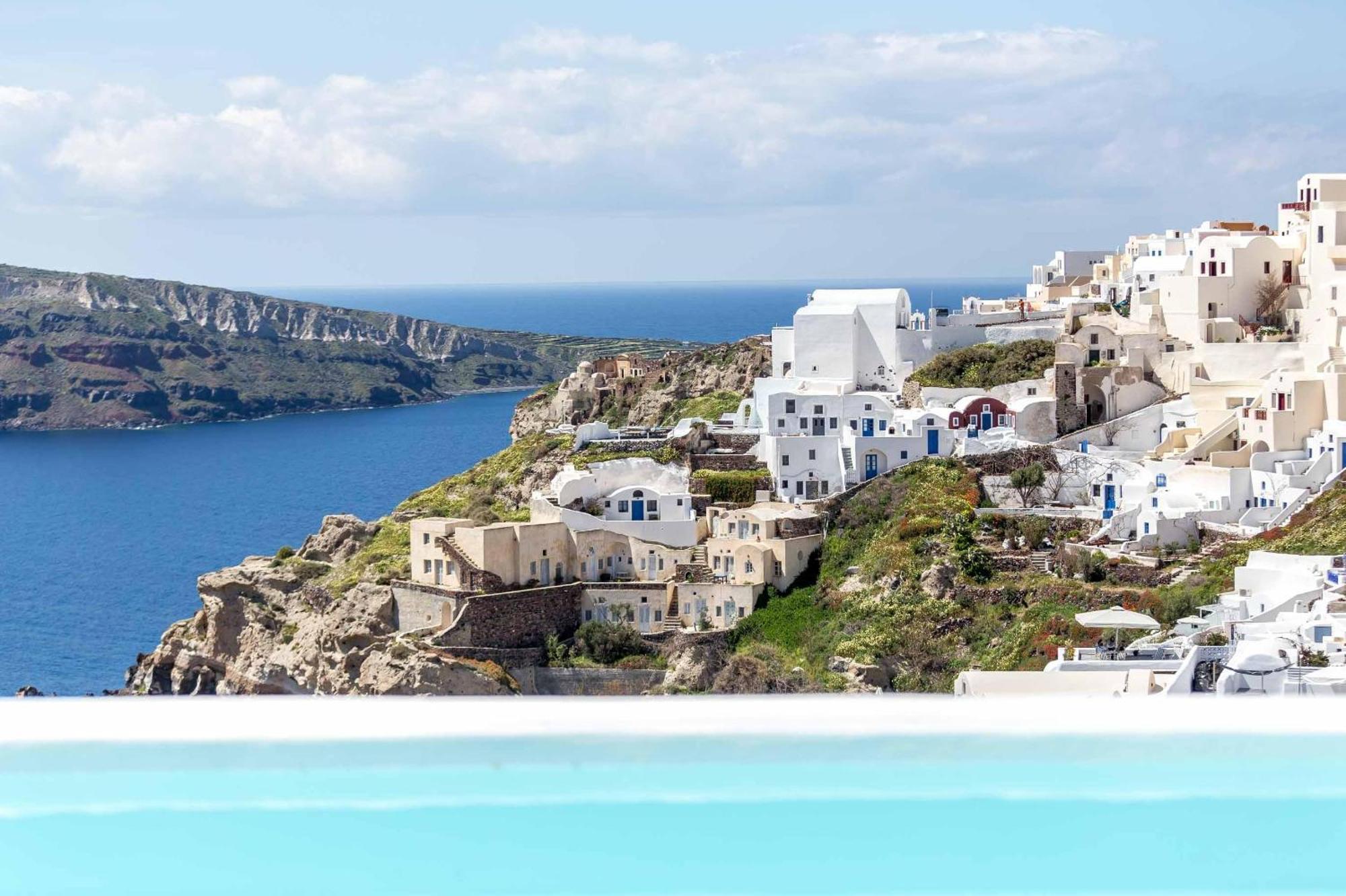 Andronis Luxury Hotel