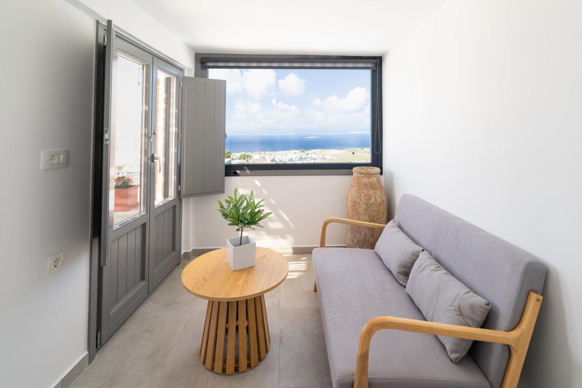Amerikanos Apartment