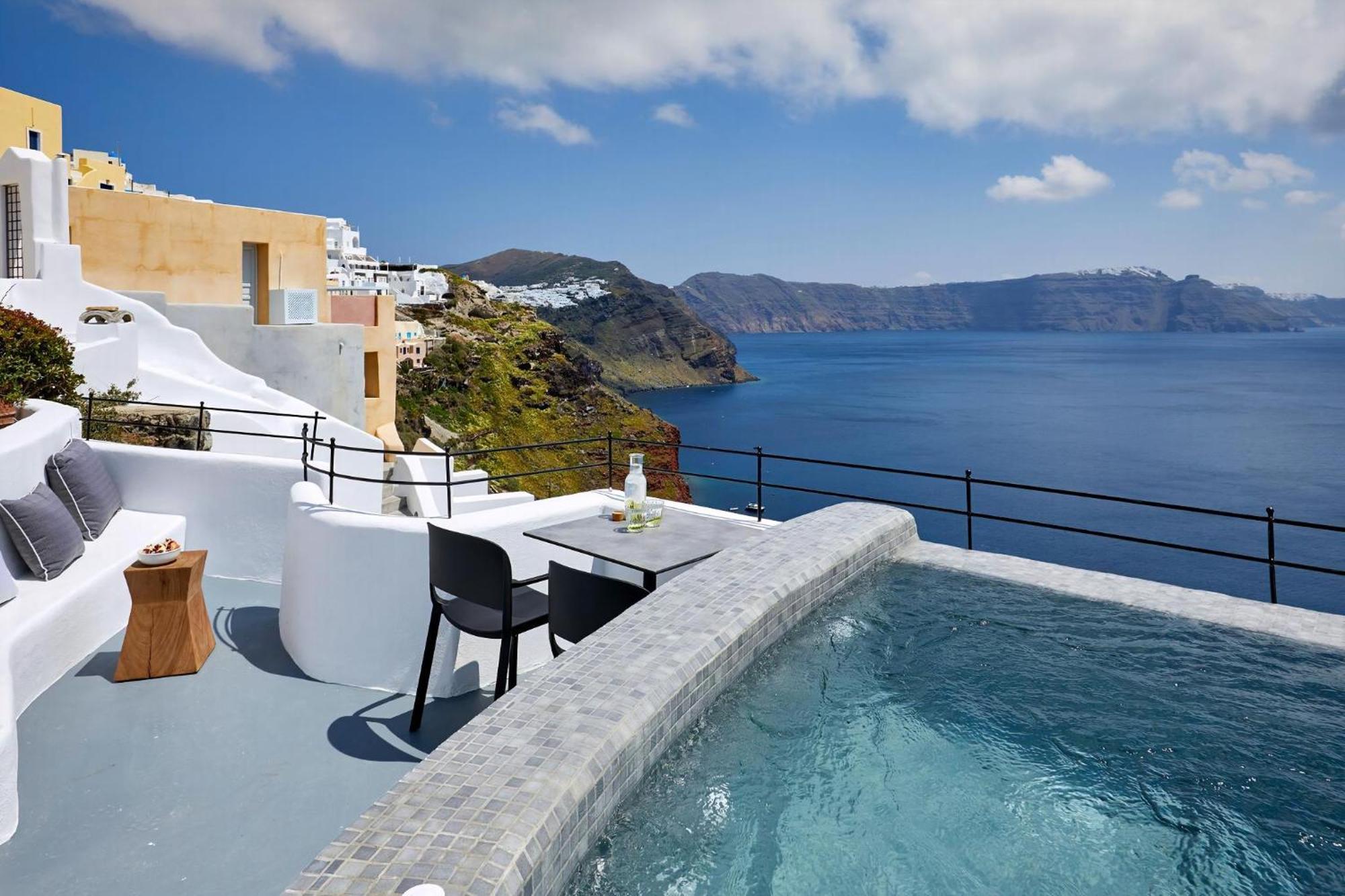 W Deluxe 1 Bedroom Cave Outdoor Hot Tub Santorini Oia (Santorini)