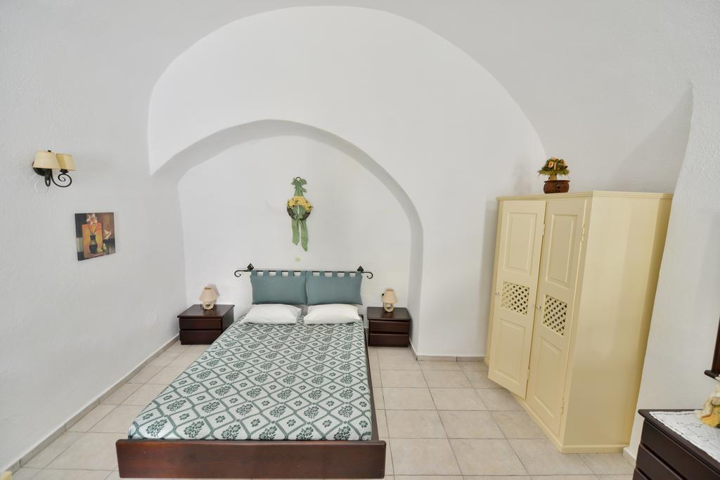 Apartment Christos *