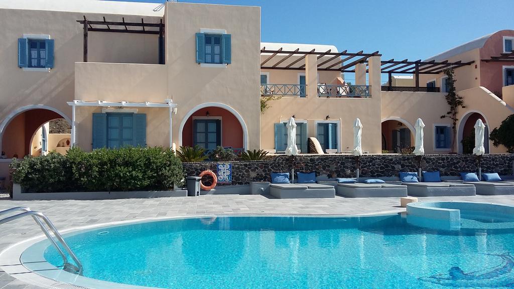 Anemoessa Oia (Santorini)
