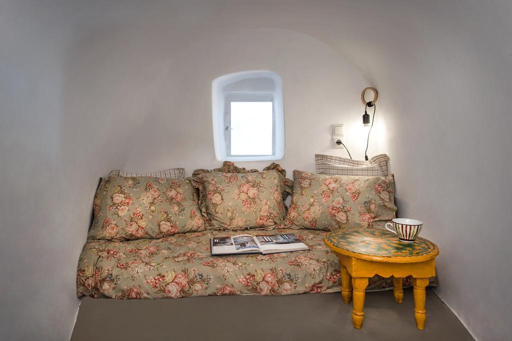 Aerie House * Oia (Santorini)