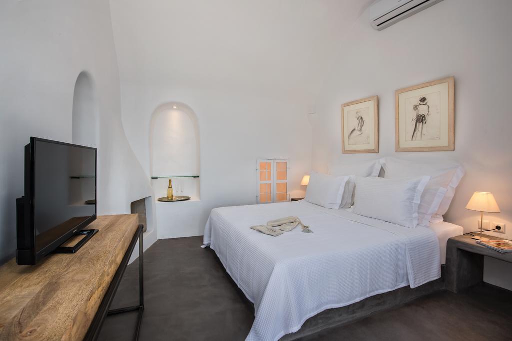 Aerie House * Oia (Santorini)