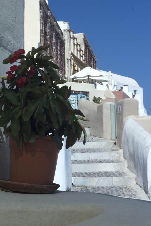 Aerie House * Oia (Santorini)
