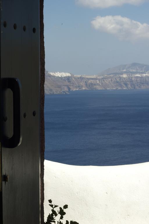 Aerie House Oia (Santorini)
