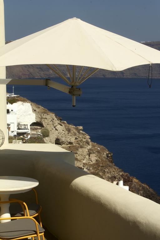 Aerie House * Oia (Santorini)