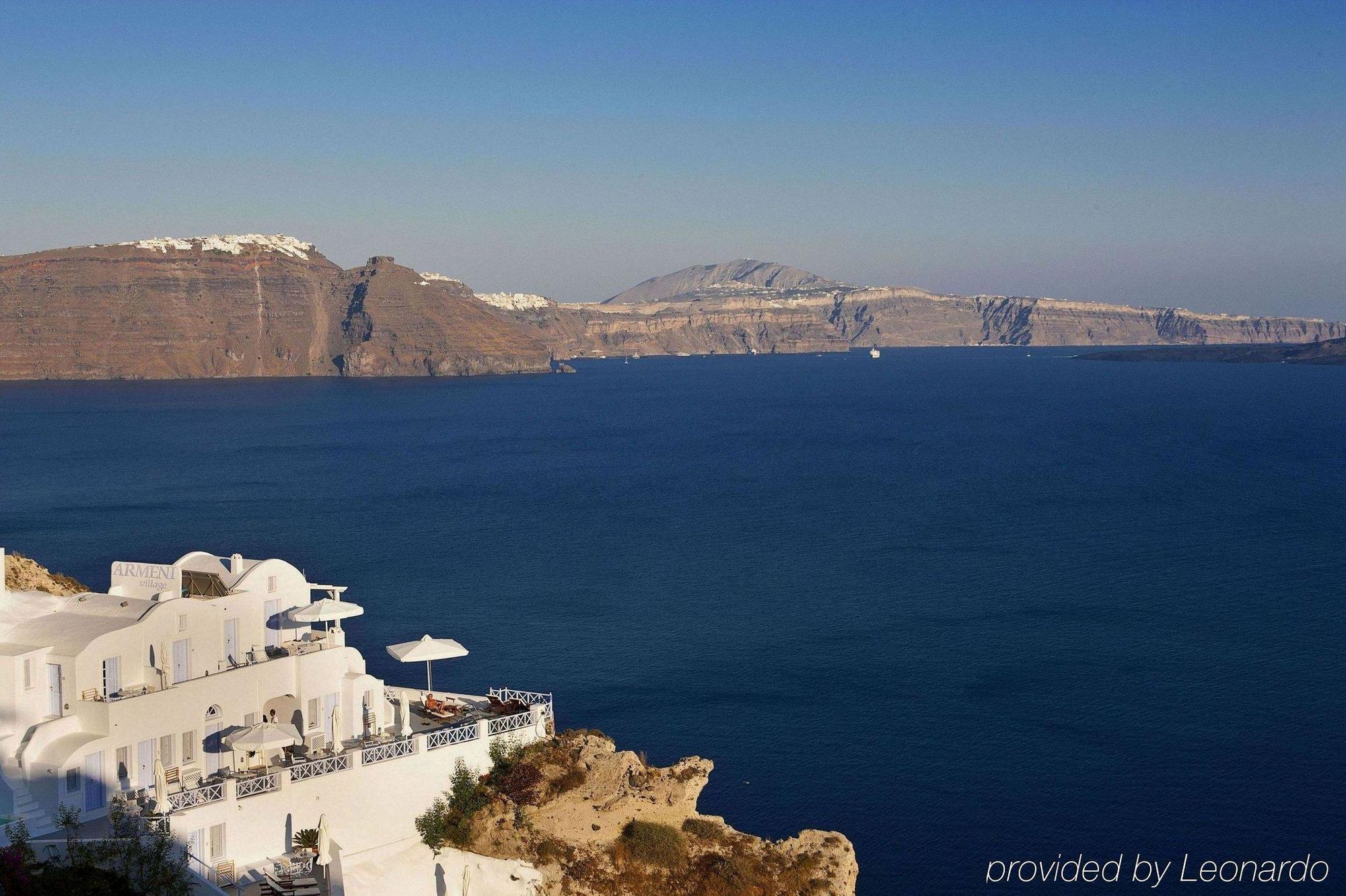 Armeni Village Oia (Santorini)