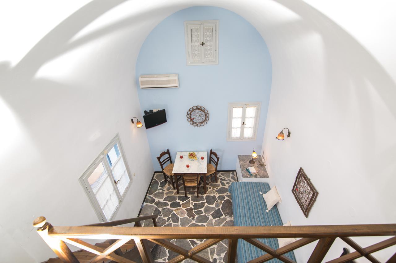 Aparthotel Anemoessa Oia (Santorini)