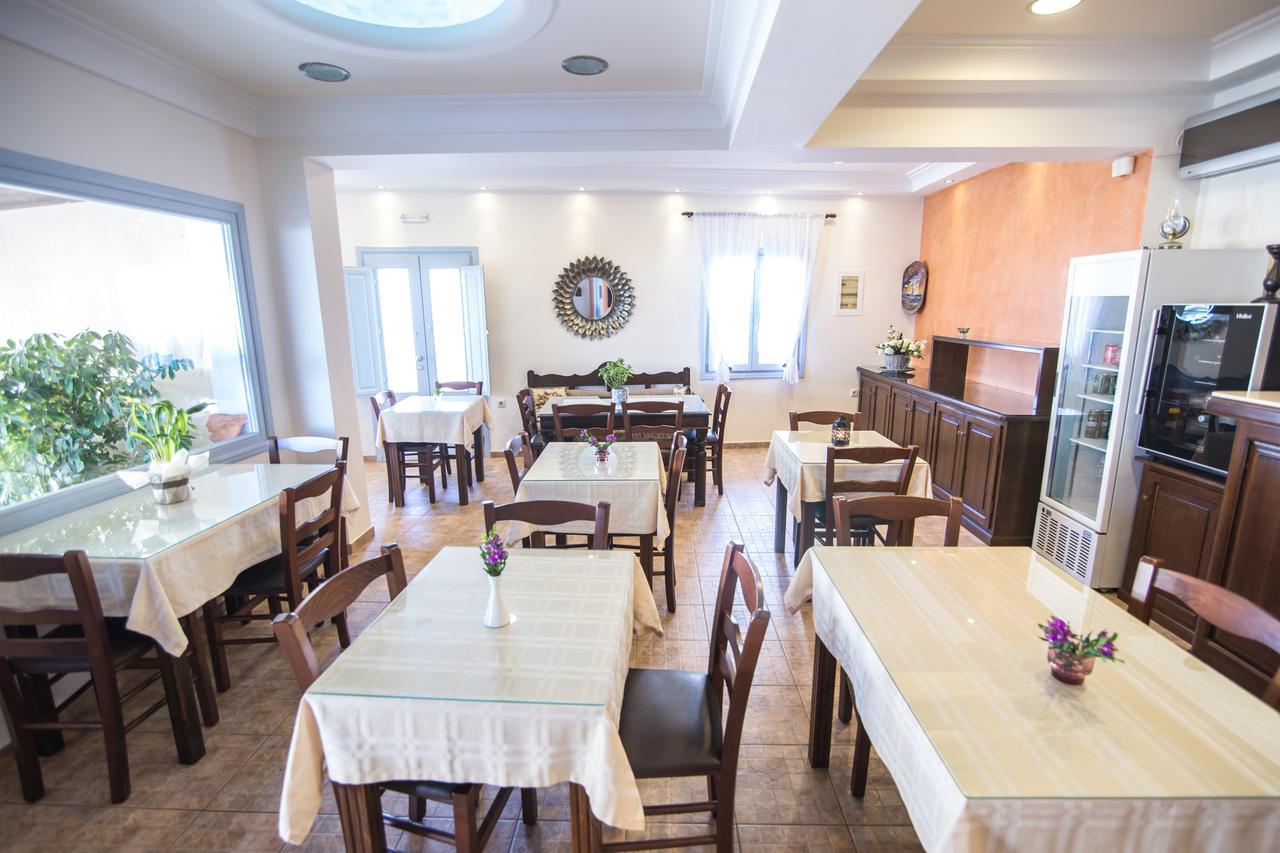 Anemoessa 3* Oia (Santorini)