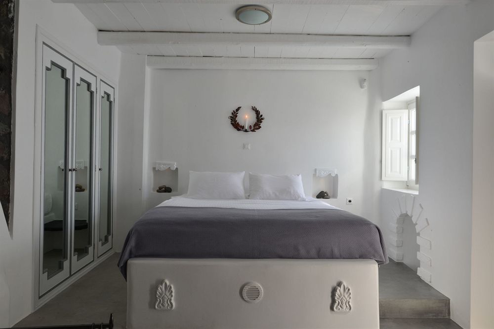 Art Maisons Castle Oia (Santorini)