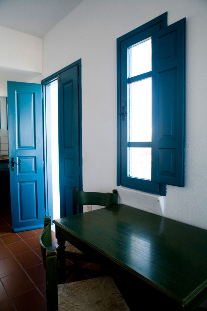Oia's Sunset Hotel 2*