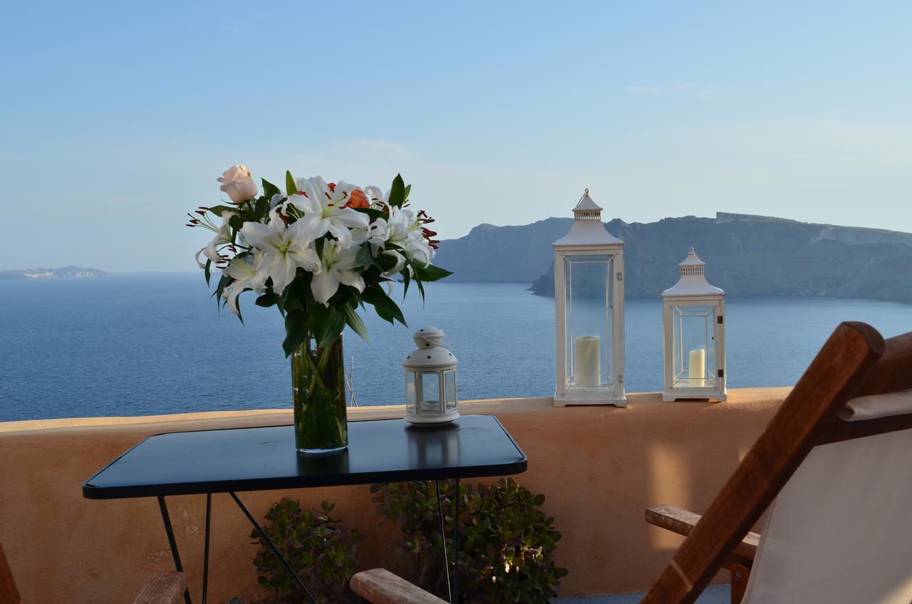 Goddess Lethe Villa Oia (Santorini)