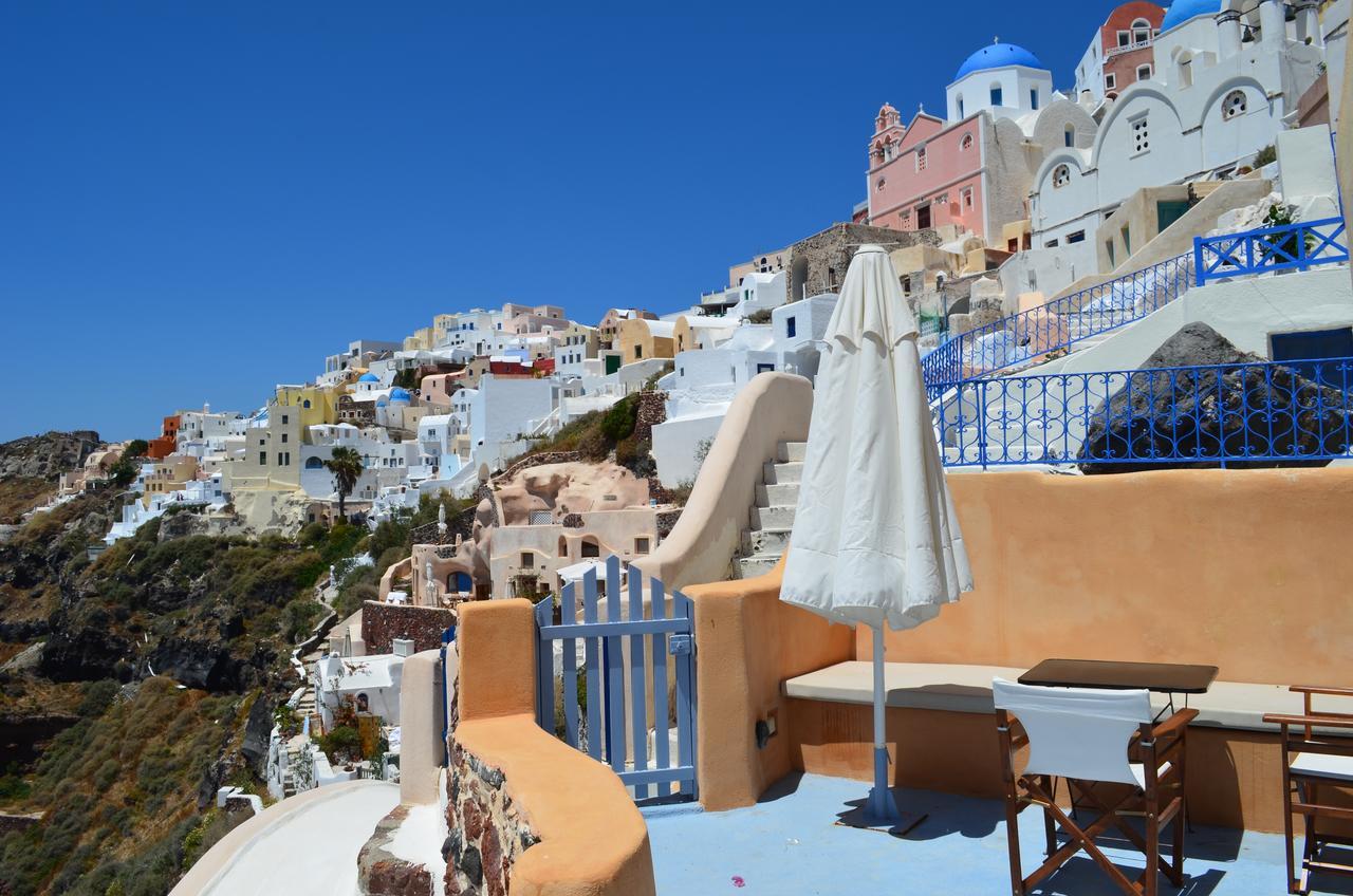 Goddess Lethe Villa Oia (Santorini)