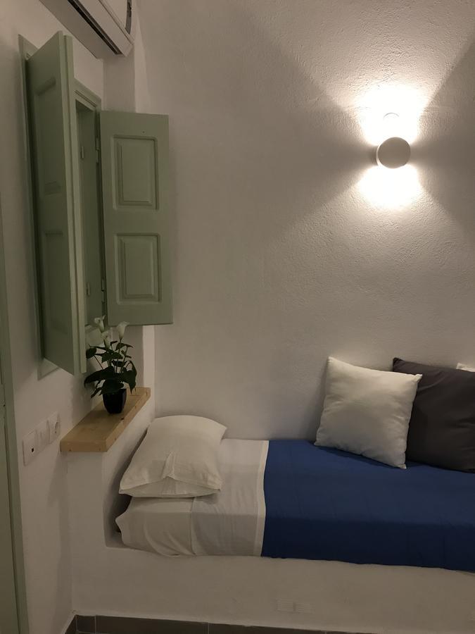 Ecoxenia 3* Oia (Santorini)