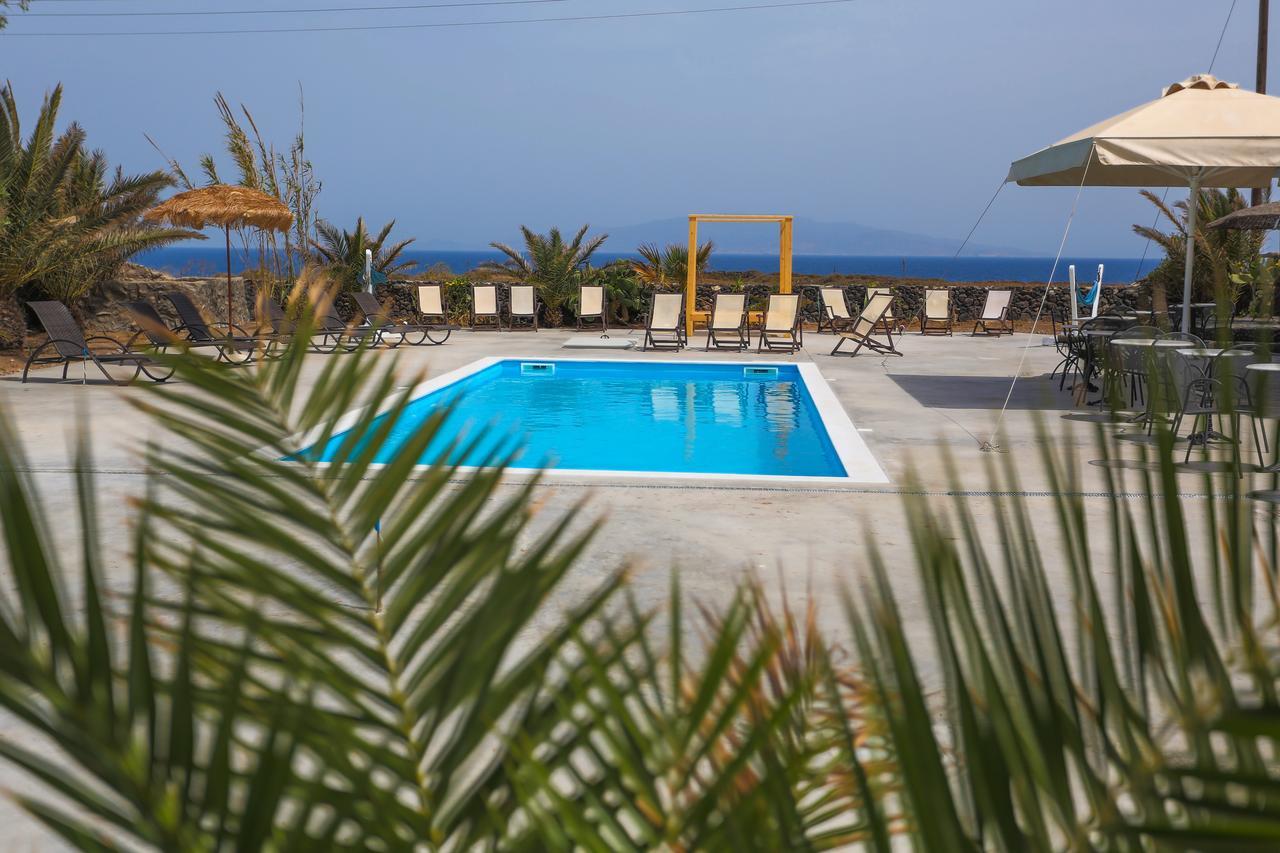 Ecoxenia Aparthotel Oia (Santorini)