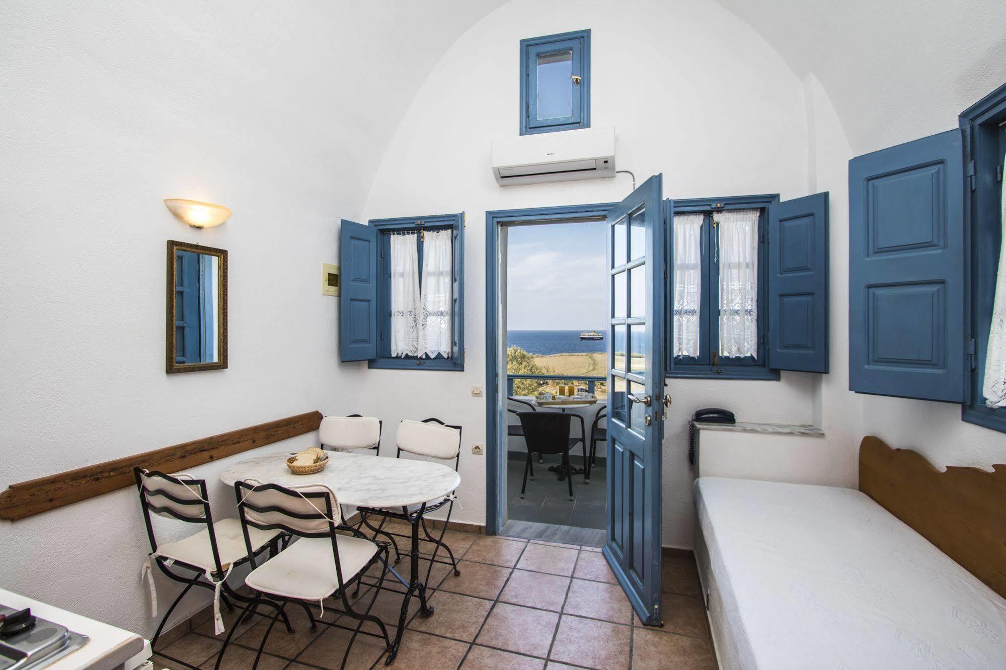 Apartment Ecoxenia Oia (Santorini)