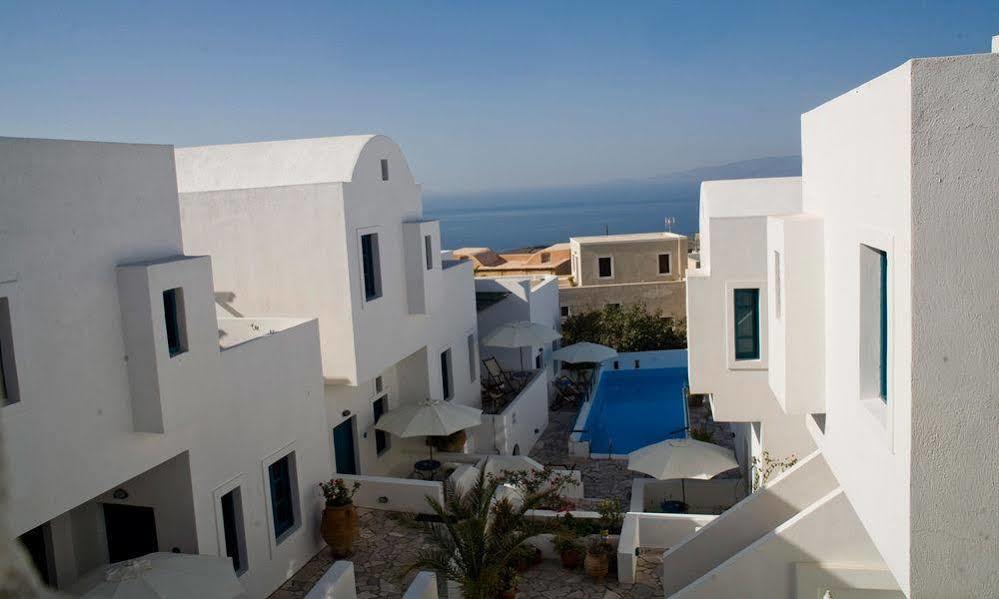 Oia's Sunset Hotel