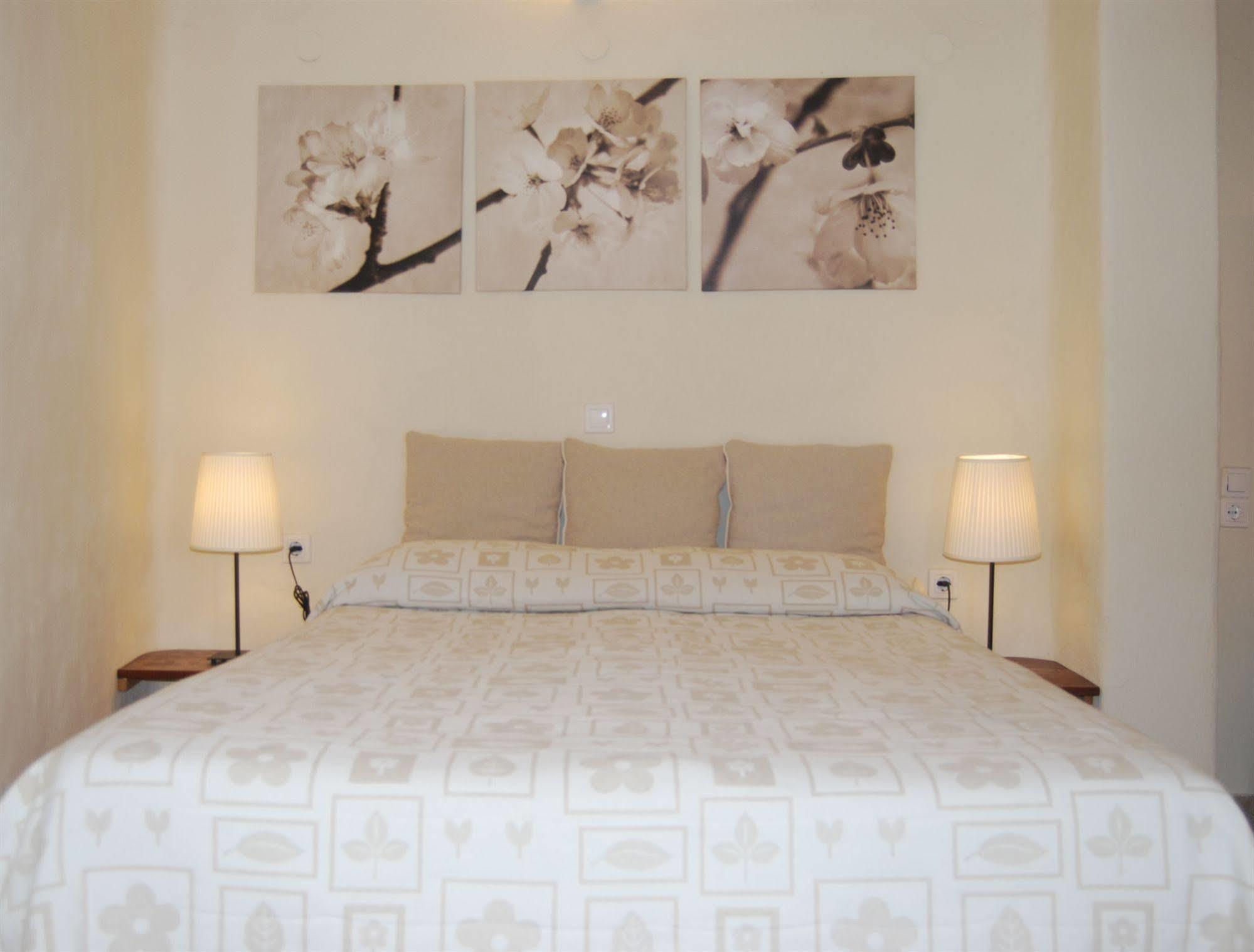 Golden Sunset Apartment Oia (Santorini)