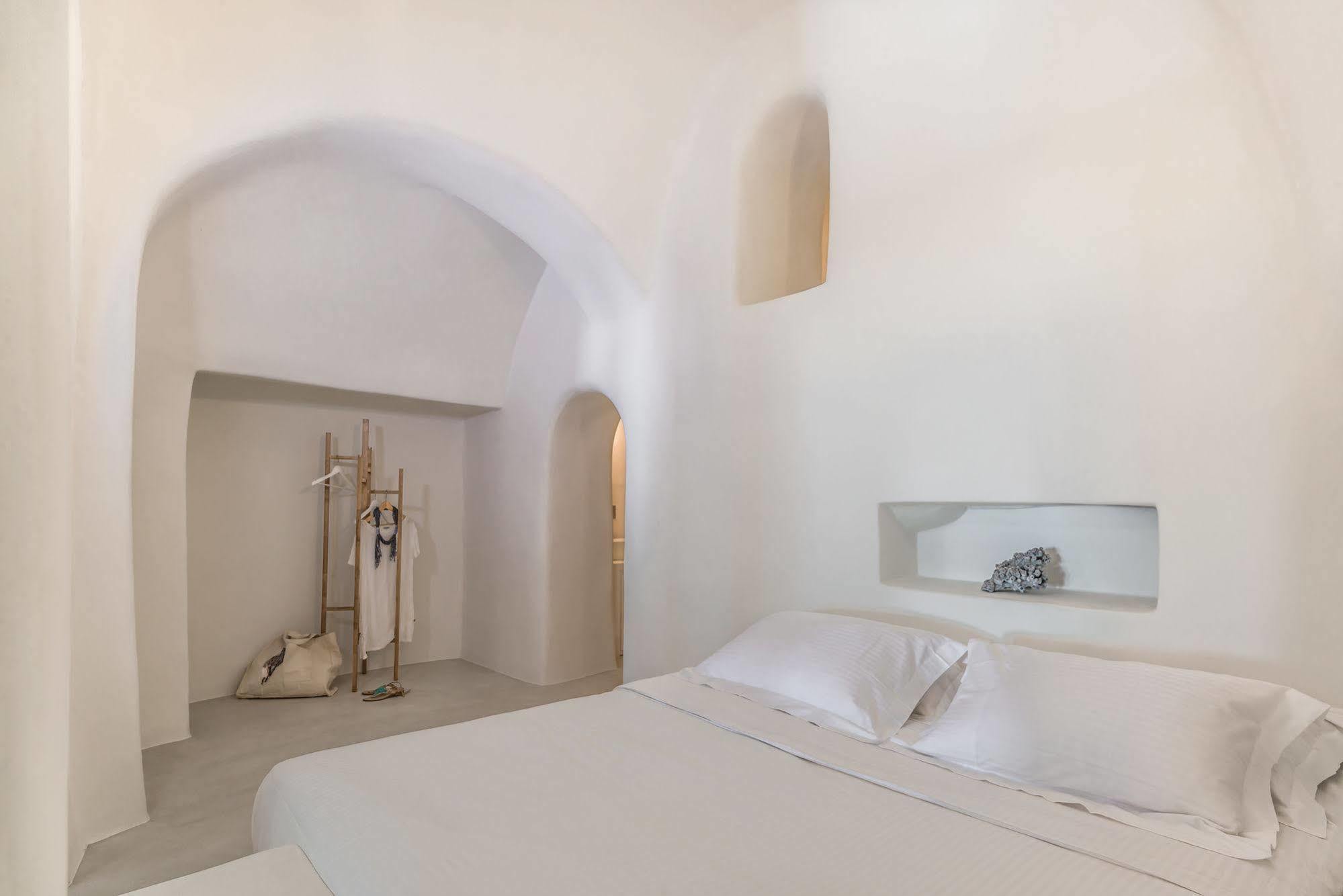 Pina Caldera * Oia (Santorini)