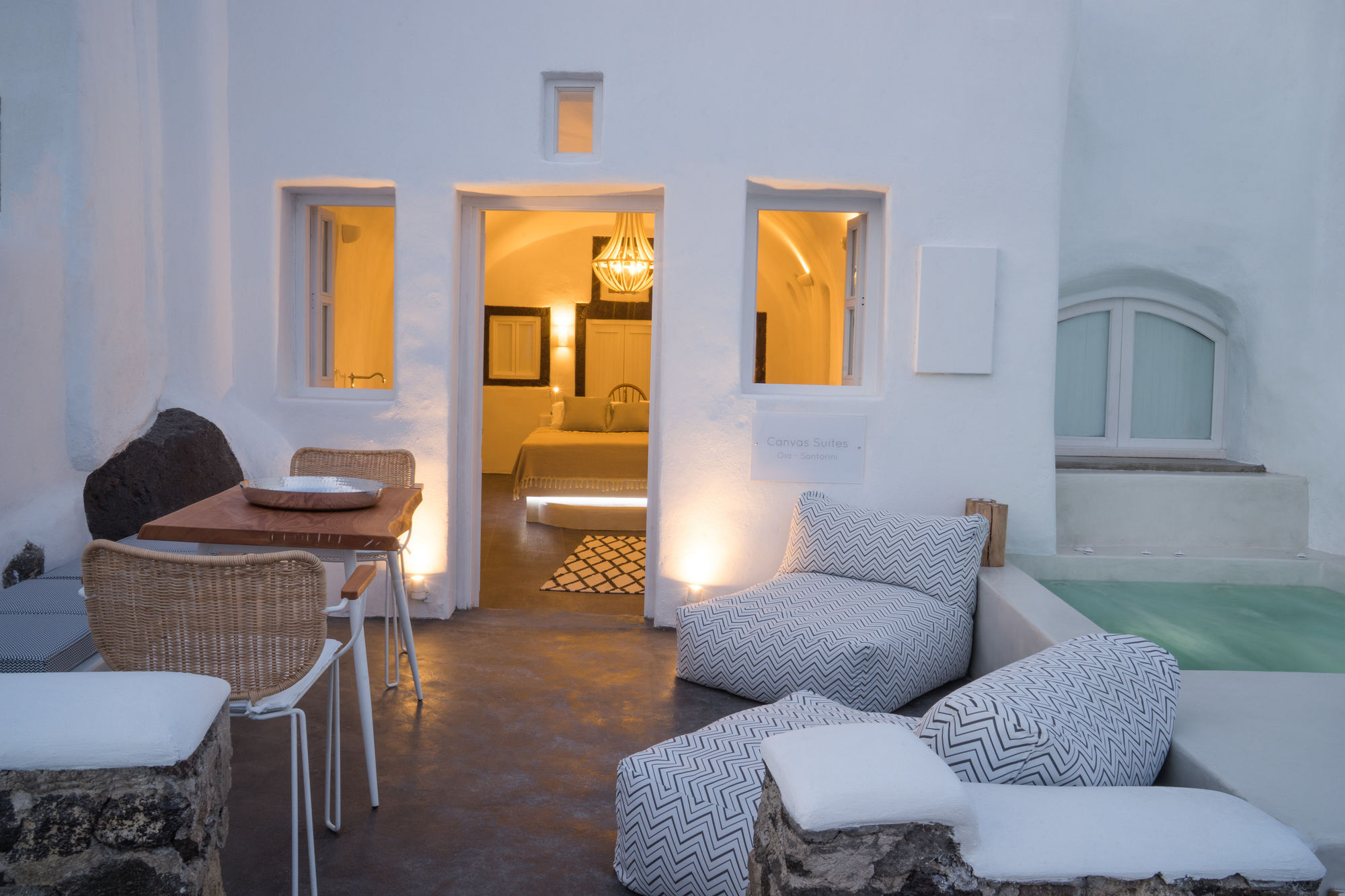 Canvas Villa *