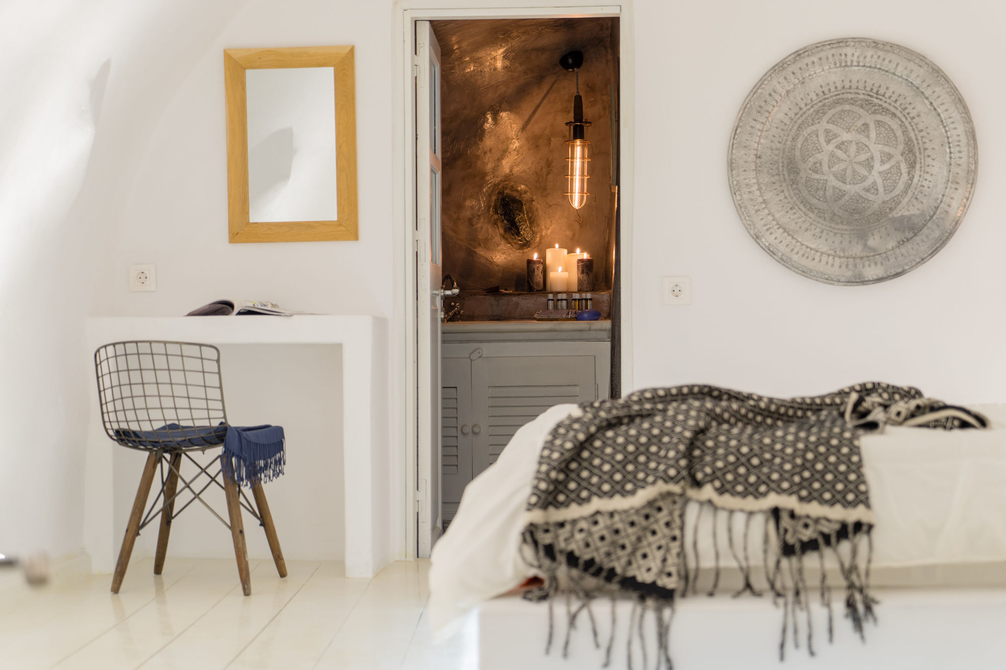 Canvas Villa *