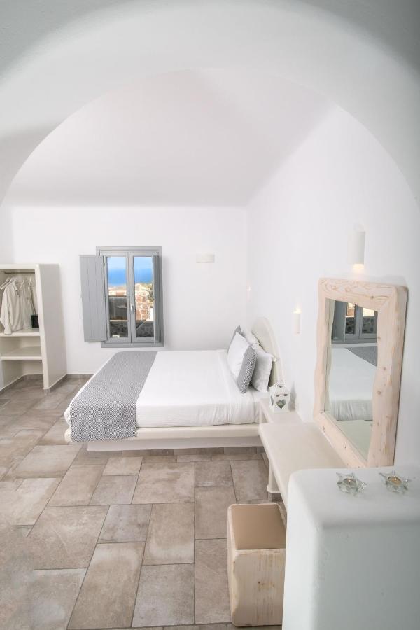 Anemoessa Aparthotel Oia (Santorini)