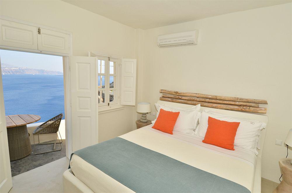 16 Oia (Santorini)