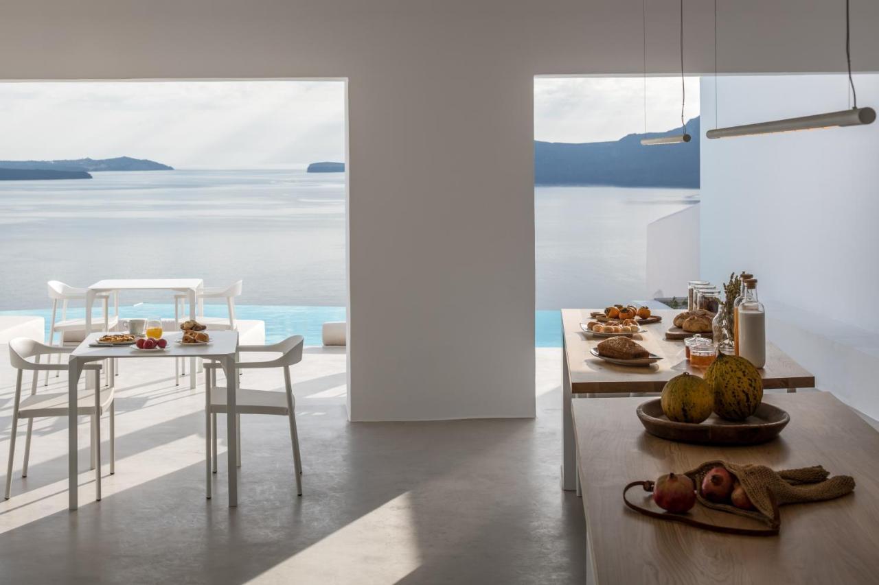 The Saint Hotel Oia (Santorini)