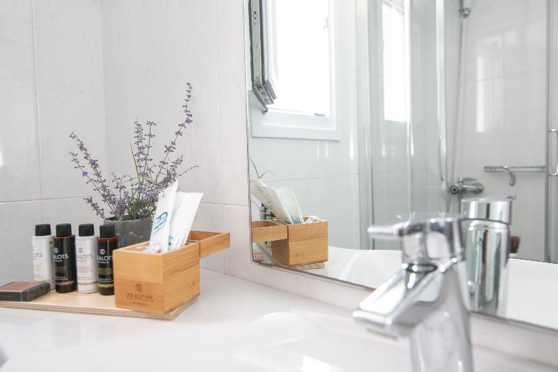 Apanomeria Boutique Hotel