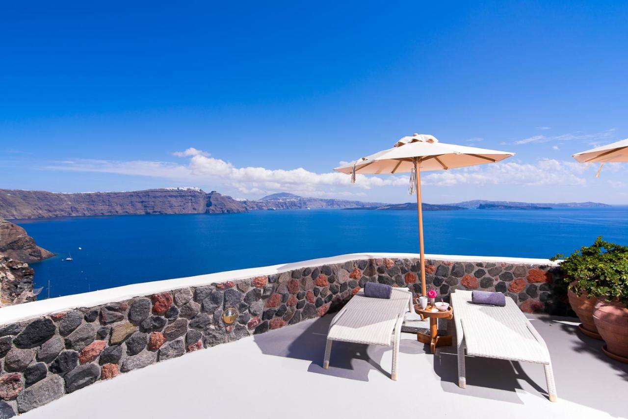 Pezoules Of Oia (Santorini)