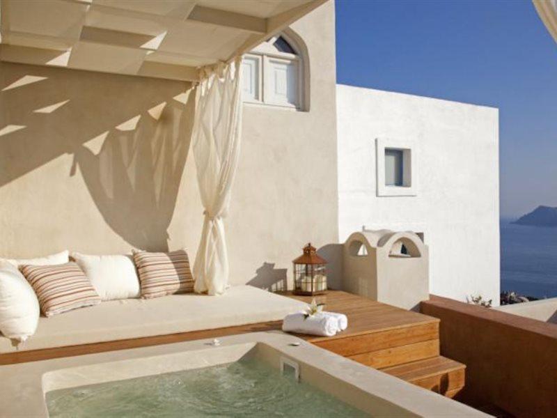 Mansion Oia (Santorini)