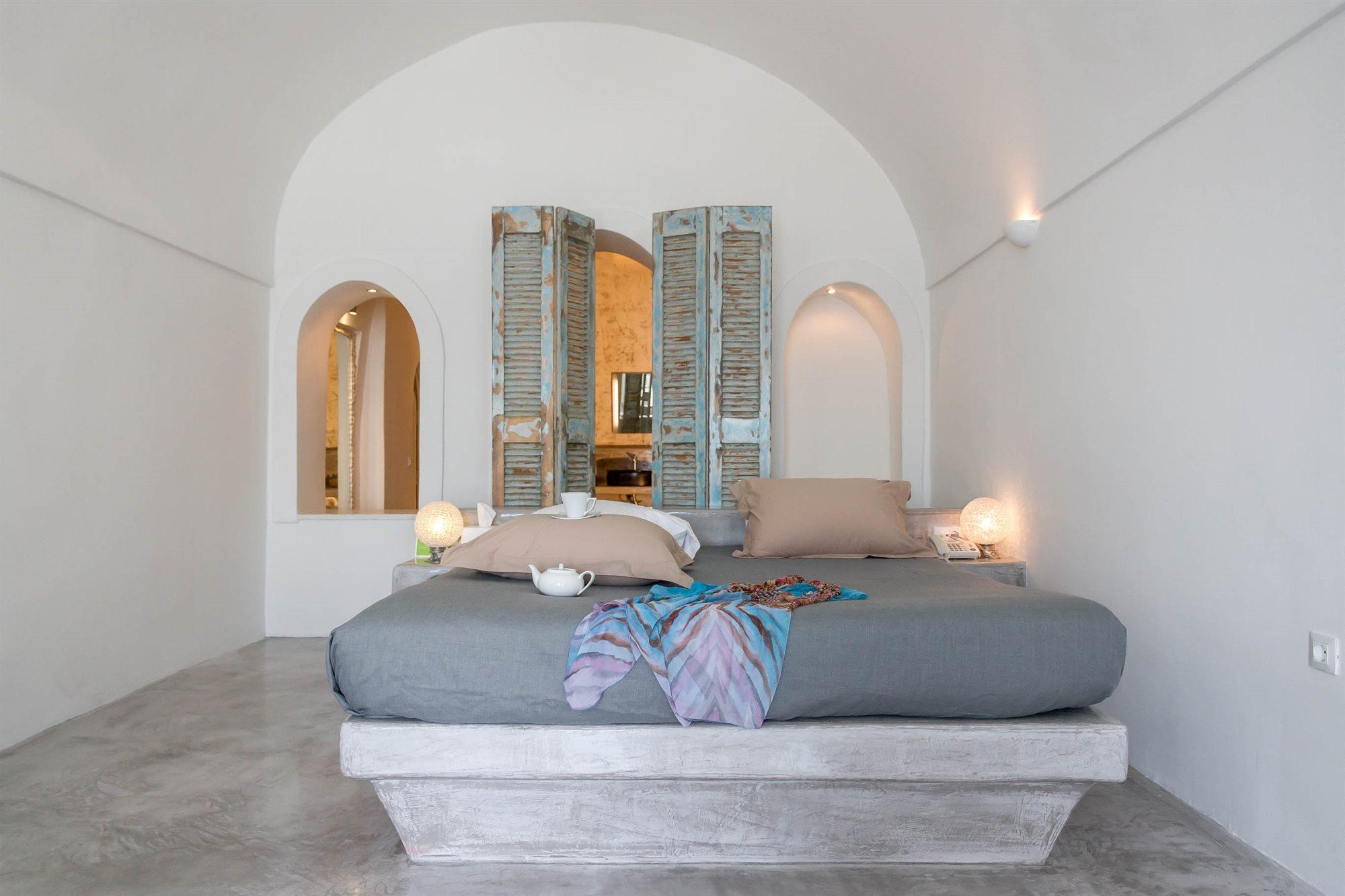 Andronis Boutique (adults Only)