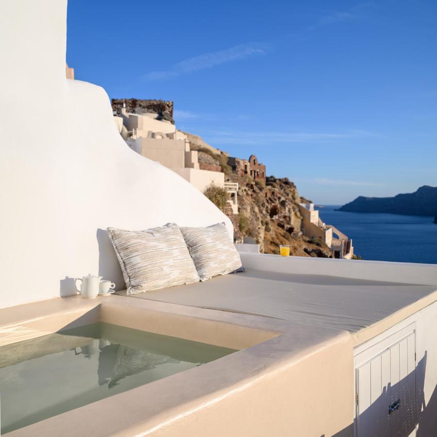 Gaia Suites Oia (Santorini)