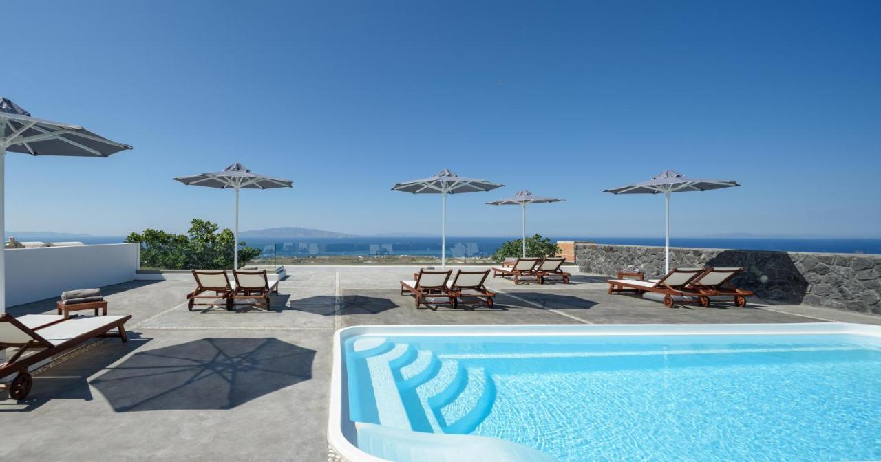 Ianthe & Aparthotel Oia (Santorini)