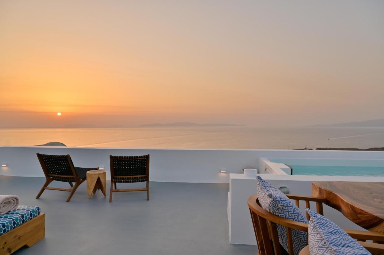 Cape * Oia (Santorini)
