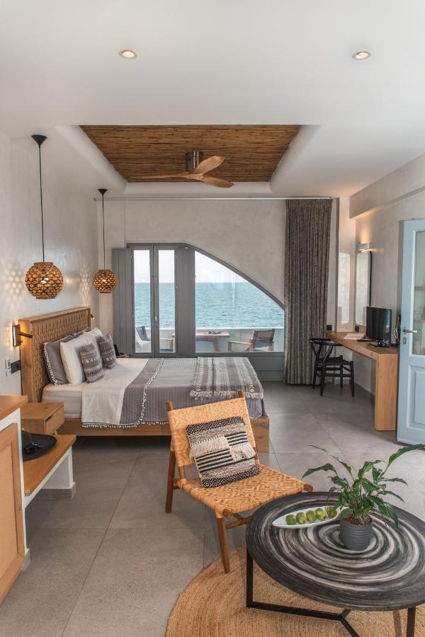 Almyra Apartment *