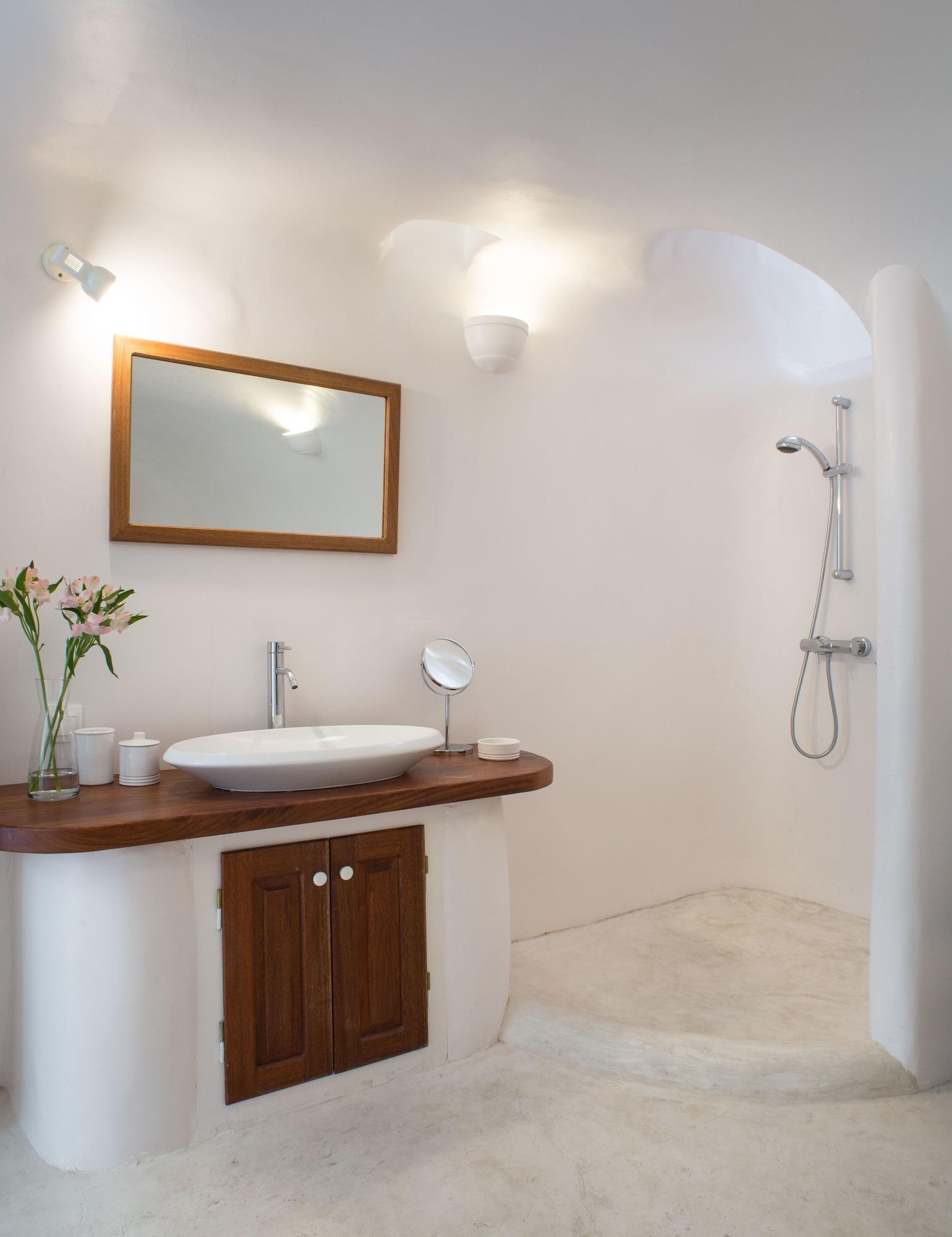 Perivolas Hotel Oia (Santorini)