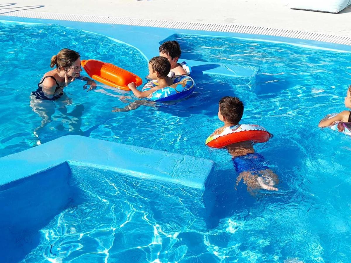 Sea Paradise Hotel 2*