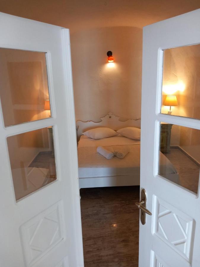 Captain John - Caldera & Sunset View Apartment
