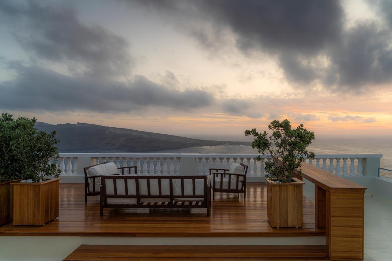 Mansion Villa *