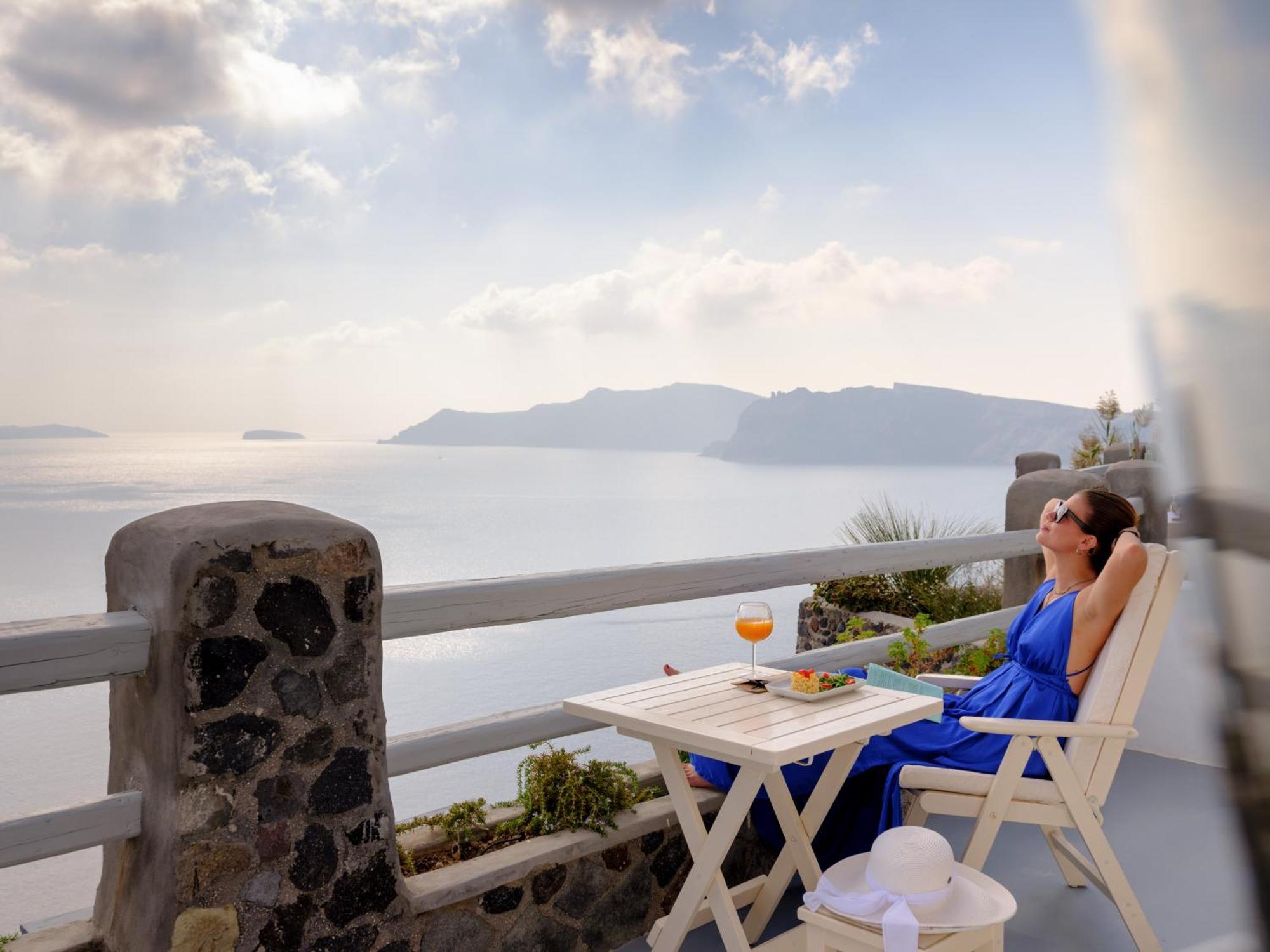 Thirea Bed & Breakfast 4*