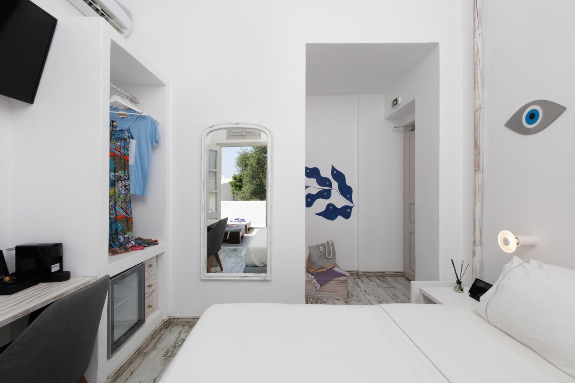 The Museum Project Hotel Oía