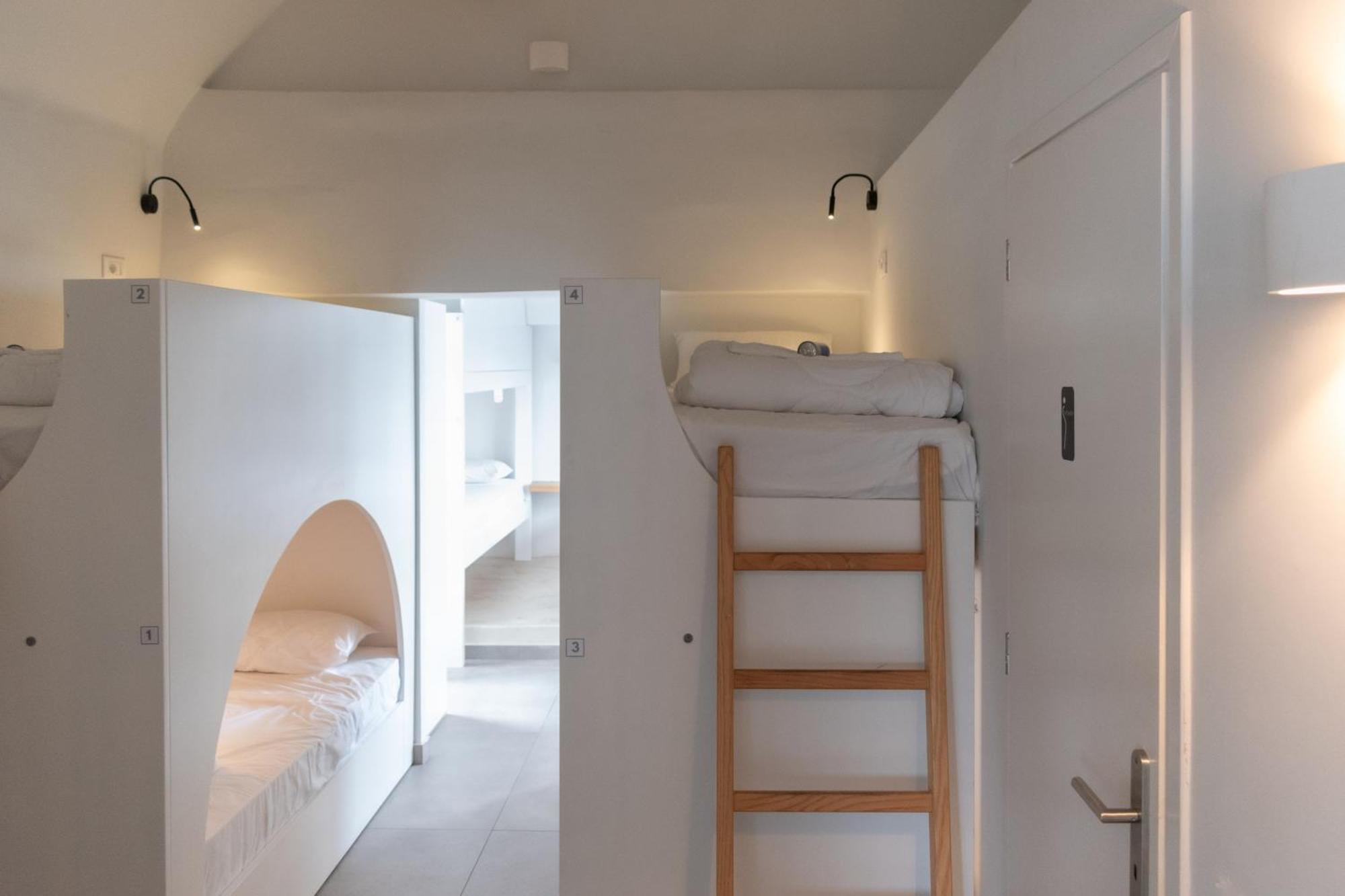 Hostel Central Hostel Oia