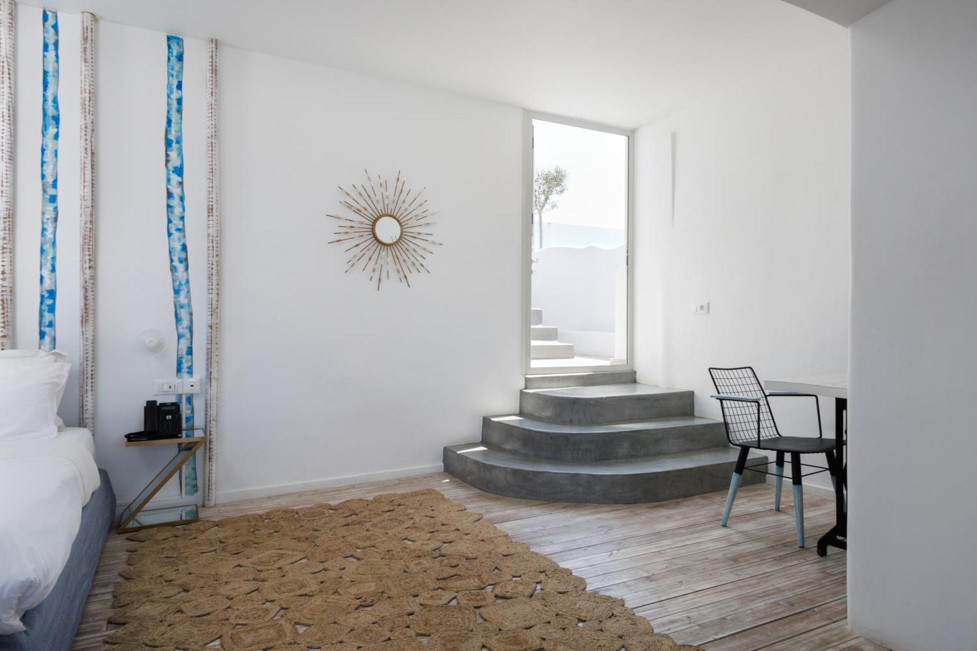 The Museum Project Hotel Oía