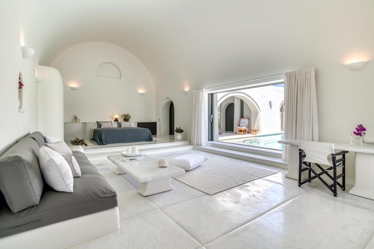 Perivolas 5* Oia (Santorini)