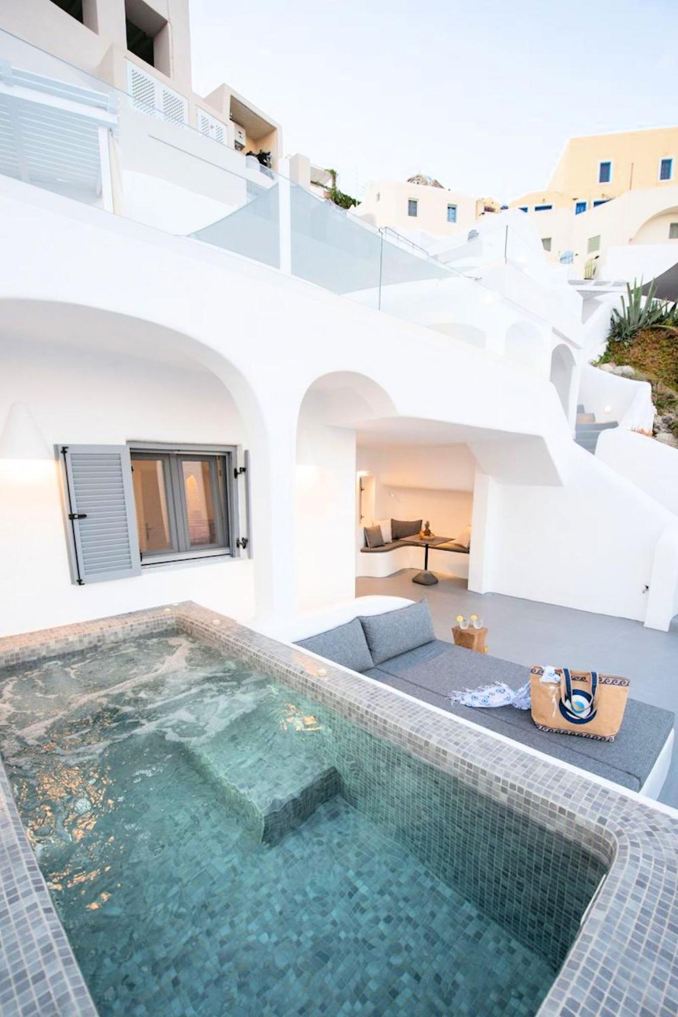 Caldera Horizon Grand Cave Villa Oia, Santorini Private Terrace Outdoor Hot Tub Breathtaking Caldera Views Villa Oia (Santorini)