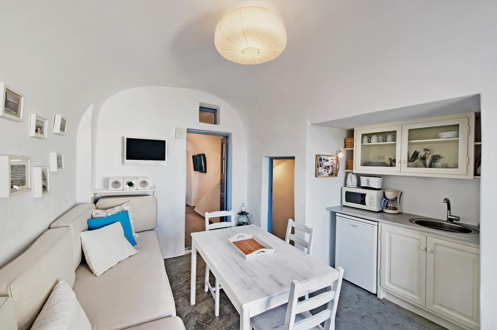 Lucky Homes - Oia (Santorini)