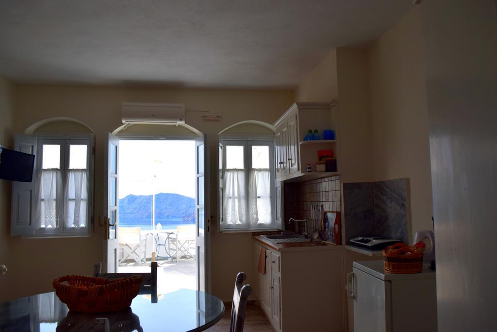 Captain John - Caldera & Sunset View Apartment