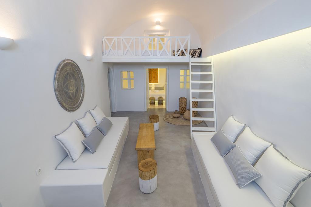 Gaia Suites Villa