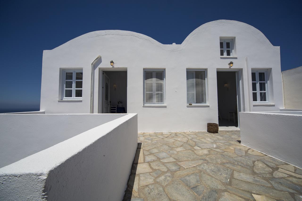 Ianthe & 2* Oia (Santorini)